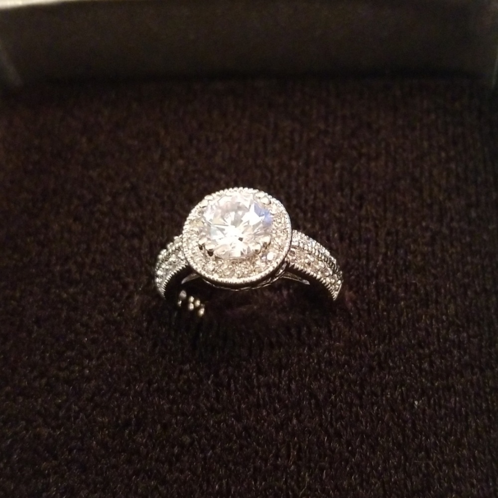 Premier Designs Ring Size 6
